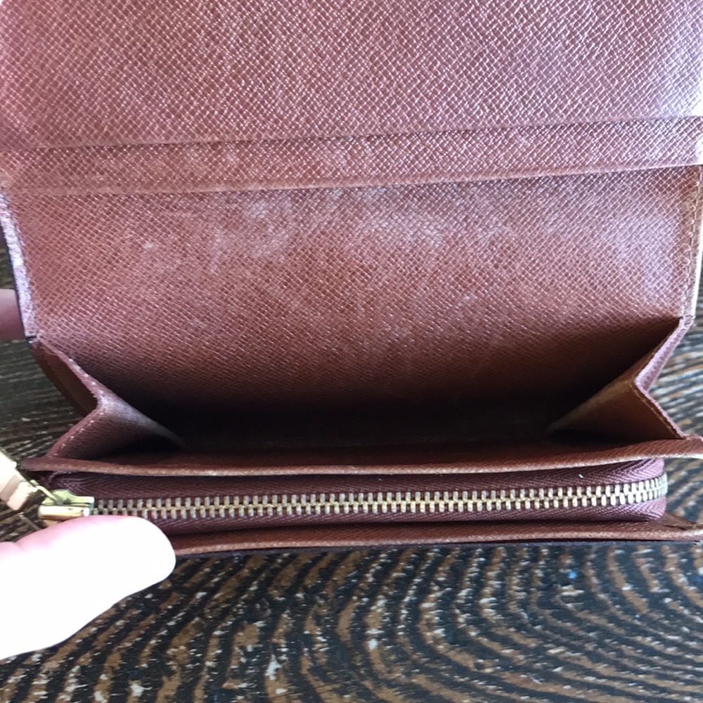 Vintage Louis Vuitton Tresor wallet - Picture 5 of 10